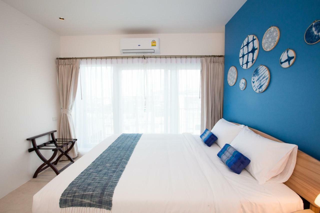 DeeProm Pattaya Hotel Buitenkant foto