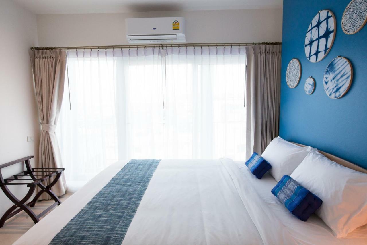 DeeProm Pattaya Hotel Buitenkant foto